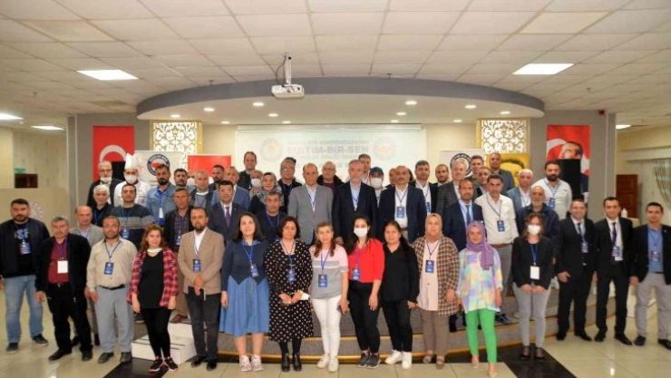 Sezer: 'Tüm eğitim çalışanlarının derdi derdimizdir'