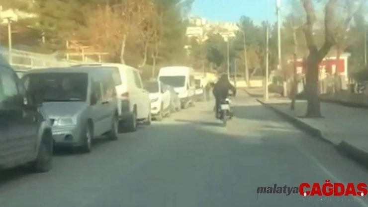 Siirt'te motosiklet üzerinde tehlikeli hareketler