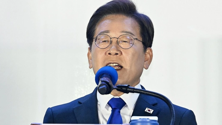 Sıkıyönetim kargaşasının ardından devlet başkanı seçildi