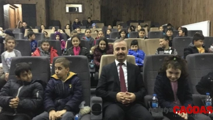 Sinemaya gitmeyen çocuk kalmayacak