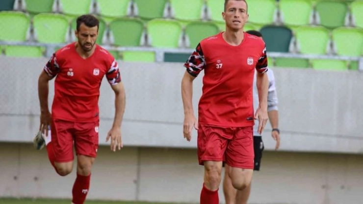 Sivasspor'a yeni sezon öncesi kötü haber!