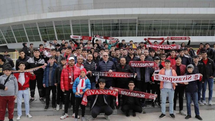 Sivasspor - Alanyaspor maçı biletleri tükendi!