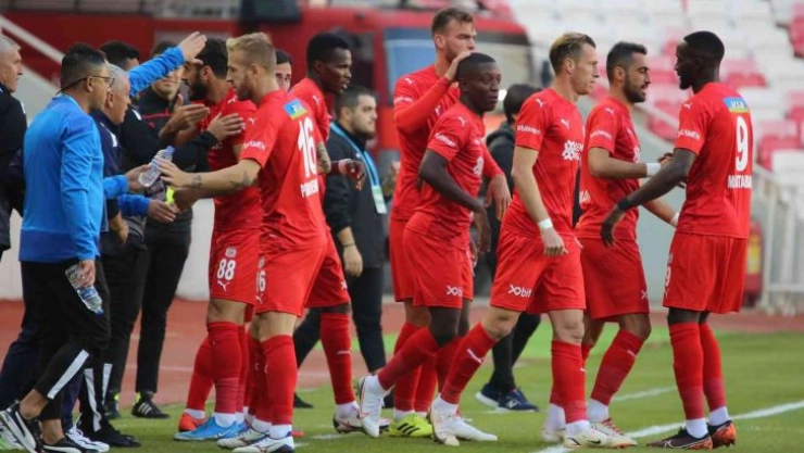 Sivasspor'da Altay maçı öncesi 4 eksik