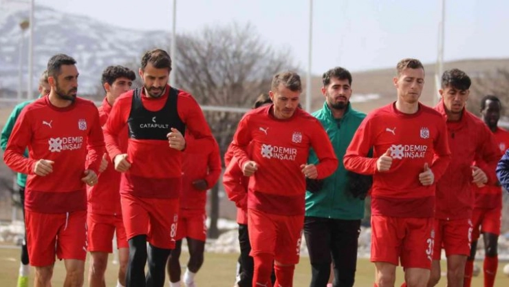 Sivasspor'da Beşiktaş mesaisi devam ediyor