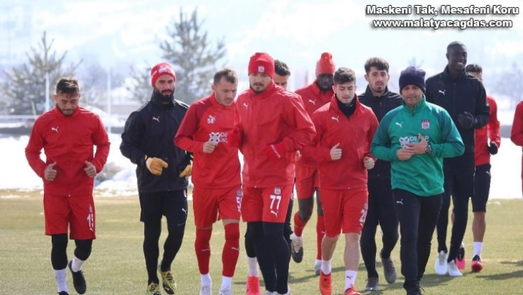 Sivasspor'da Göztepe maçı öncesi 3 eksik!