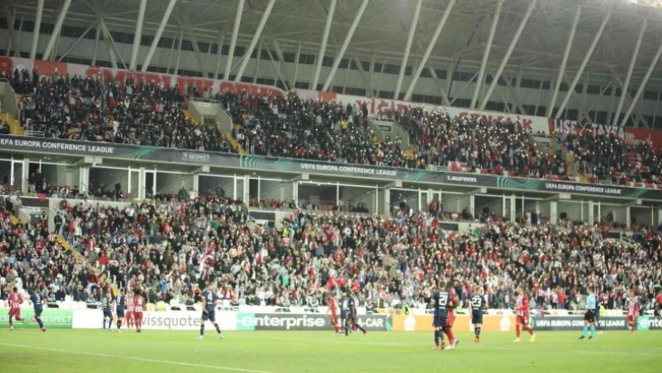 Sivasspor-İstanbulspor maçının biletleri satışta