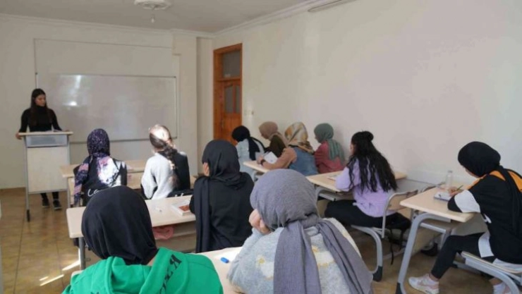 Siverek'te eğitime destek devam ediyor