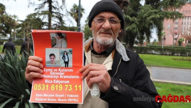 Sokak sokak kızlarını arıyor