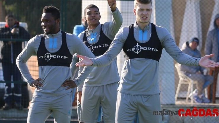 Sörloth krallık yarışında doludizgin!