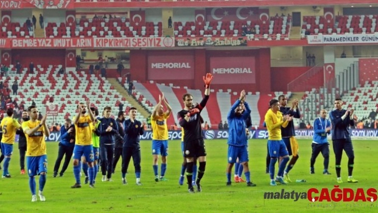 Süper Lig: Antalyaspor: 2 - MKE Ankaragücü: 2 (Maç sonucu)