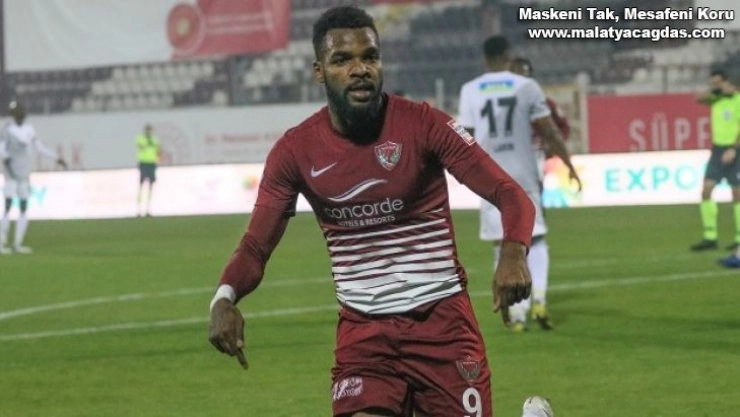 Süper Lig'in gol kralı Boupendza, Atalanta yolunda