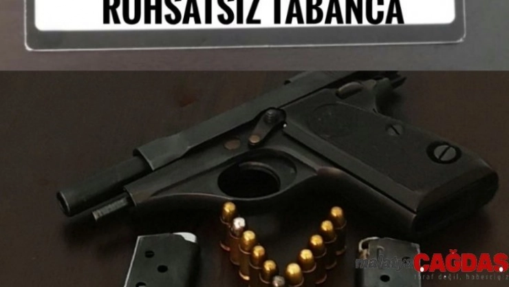Şüpheli otomobilden silah ele geçirildi