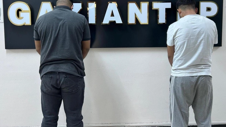 Şüpheliler ruhsatsız tüfeklerle birlikte ele geçirildi