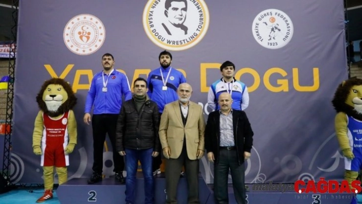 Tanju, Yaşar Doğu'dan gümüş ile döndü