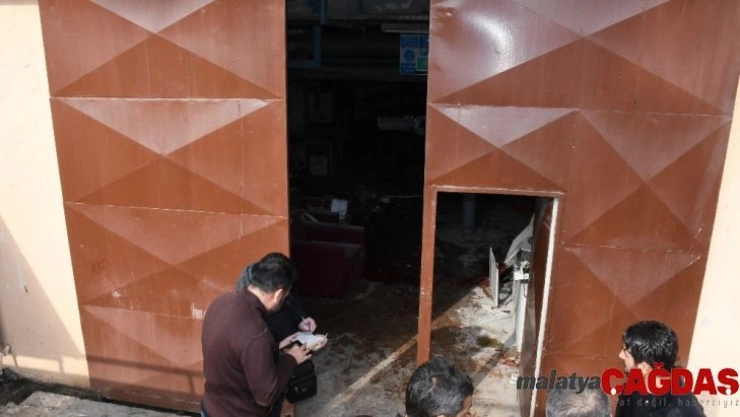 Tarsus Devlet Hastanesinde patlama: 5 yaralı