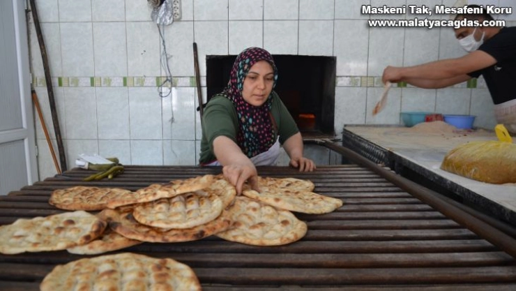 Taş fırına kadın eli değdi