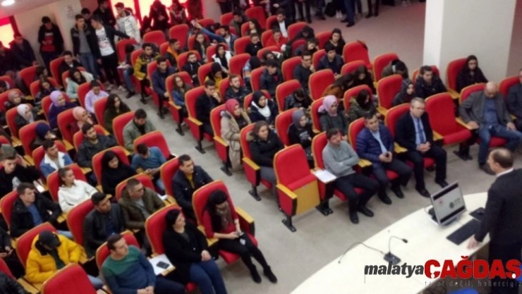 Tavşanlı MYO'da 'İşletmelerde Sıfır Atık' konulu konferansı