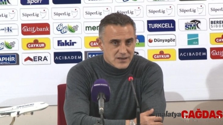 Tayfur Havutçu: 'İstediğimiz golü bulduktan sonra bizim lehimizde gelişti ve istediğimiz galibiyeti aldık'