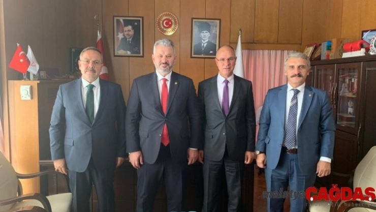 TBMM İdare Amiri Turan, Filistin'in Ankara Büyükelçisi Faed Mustafa ile görüştü