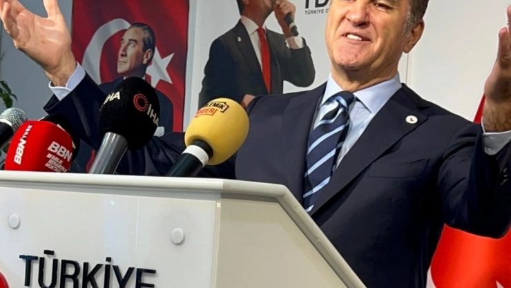 Sarıgül: Asgari ücret mutlaka dört ayda bir güncellenmeli