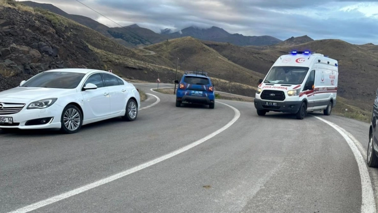 Tek Motorlu Uçak Düştü Mü? Erzurum-Pazaryolu'nda Alarm!