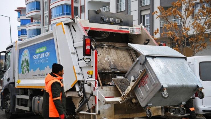 Temizlik seferberliğine devam ediyor