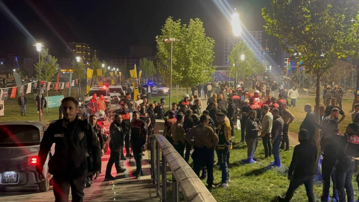 Tepkilerin Gölgesinde Başlayan Festival Kanlı Bitti: 6 Yaralı