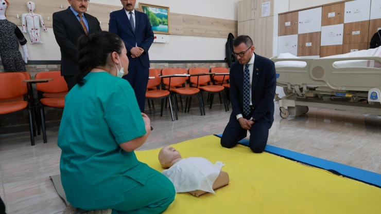 Başkan Yazıcıoğlu'ndan İlk Yardım Eğitimine Destek