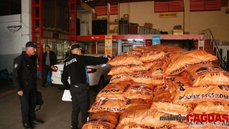 Toroslar'da katı yakıt satan işletmeler denetlendi