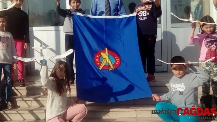 Tosya İlkokulunda Model Uçak Kursu tamamlandı