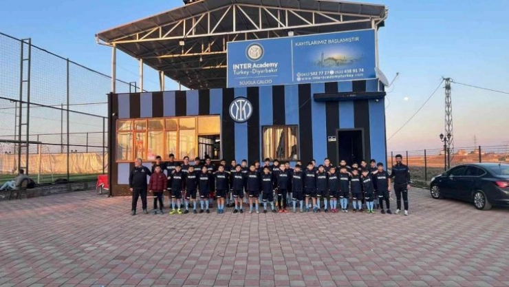 Trabzonspor'dan Diyarbakırlı genç futbolculara anlamlı jest