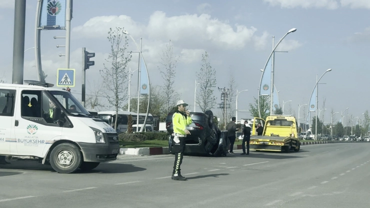 Trafik kazası: 2 yaralı