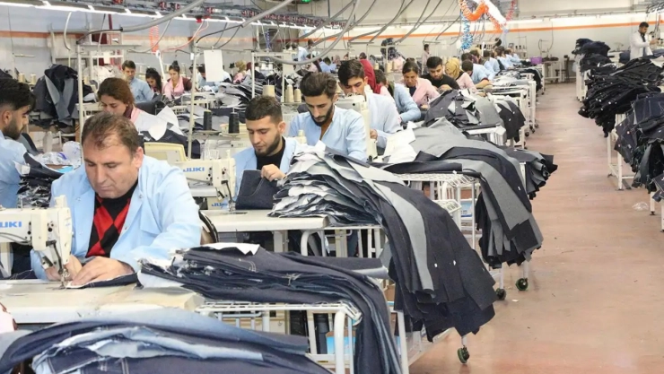 TÜİK Açıkladı: Mayıs 2025'te 15,8 Milyon Ücretli Çalışan