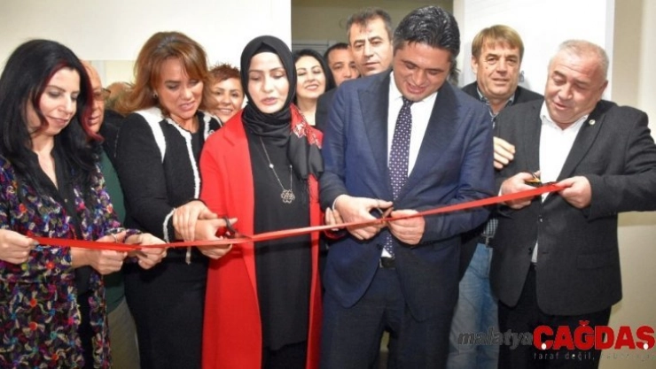 Türk Anneler Derneği yeni yerinde hizmet verecek