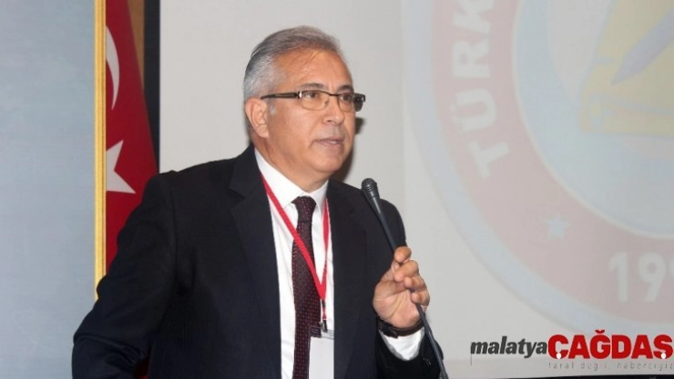 Türk Arşivciler Derneği Başkanı: 'Arşivcilerin özlük haklarının verilmesini istiyoruz'