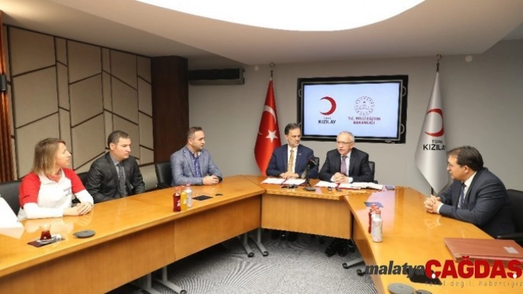 Türk Kızılayı ve MEB'den özel yetenekli öğrenciler için işbirliği