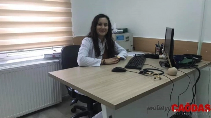 Türkeli'ye atanan çocuk doktoru göreve başladı