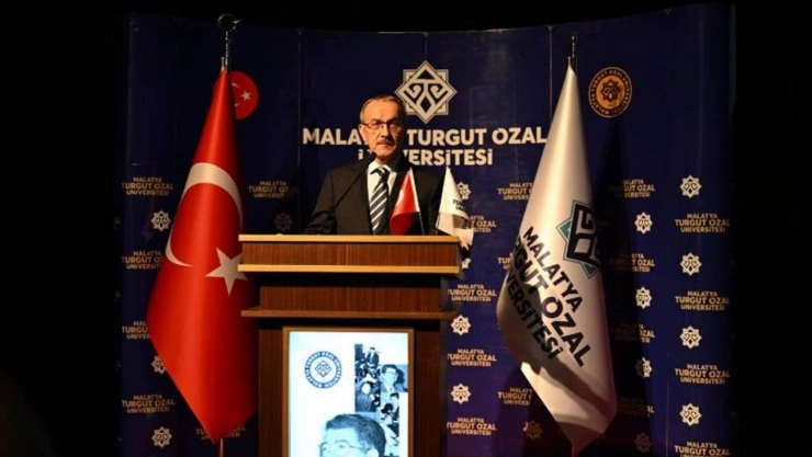Türkiye'nin Siyasi ve İktisadi Dönüşümünde Özal Konferansı düzenlendi