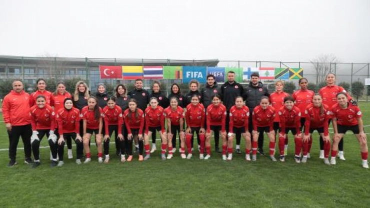 U18 Kadın Millî Takımımız Tayland ile Karşılaşıyor