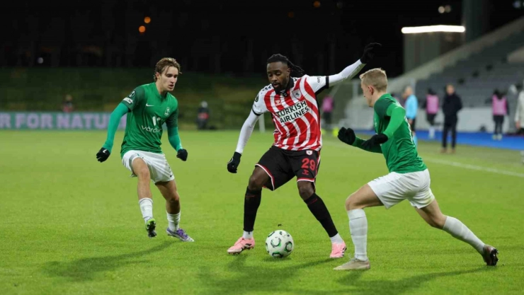 Breidablik: 2 - Samsunspor: 2