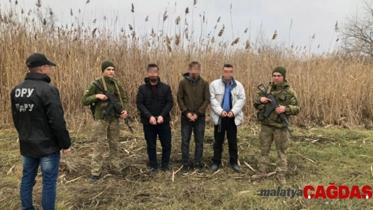 Ukrayna'da yasa dışı yollarla sınırı geçmeye çalışan 3 Türk vatandaşı yakalandı