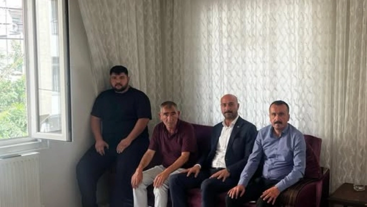 Ülkü Ocakları Gaziantep'ten Şehit Ailesine Vefa Ziyareti