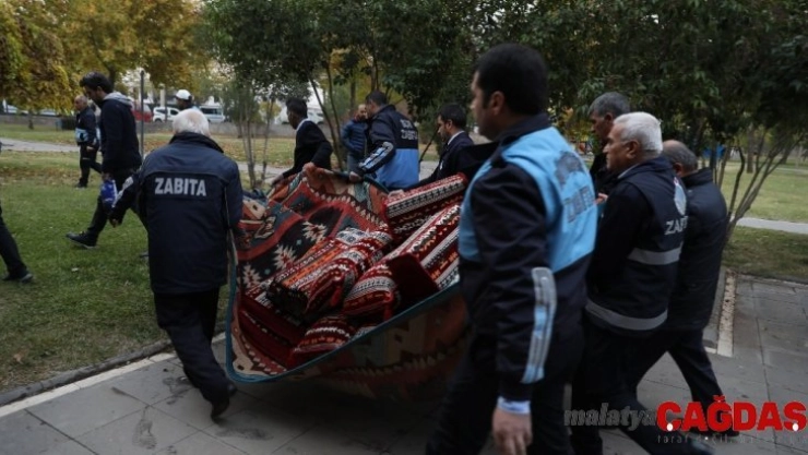 UNESCO'nun Dünya Kültür Mirası Listesi'ndeki tarihi surların dipleri ve burçlardaki işgaller sonlandırıldı