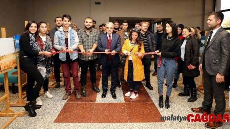 Üniversite öğrencilerinden fotoğraf sergisi