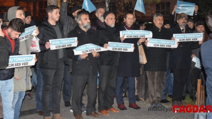 Uygurların sessiz çığlığına ses oldular