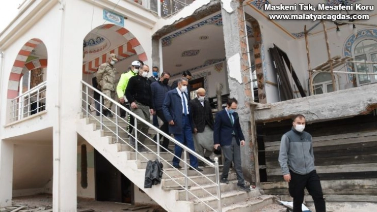 Vali Çuhadar Samsat'ta incelemelerde bulundu