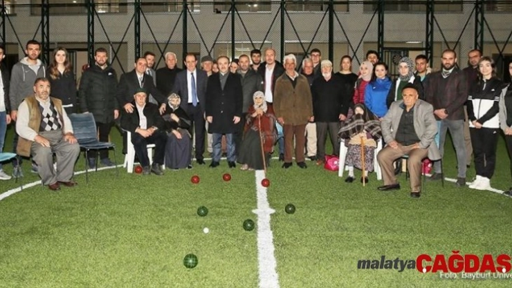 Vali Cüneyt Epcim: 'Aktif yaşlanma süreçlerini destekliyoruz'