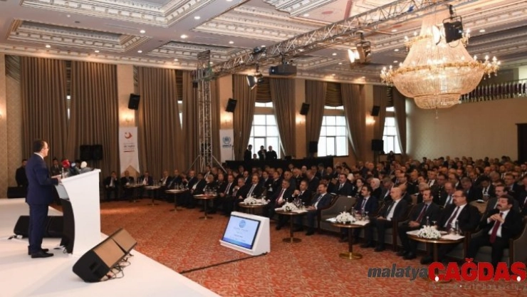 Vali Şentürk Göç, Güvenlik ve Sosyal Uyum Bölgesel Üst Düzey Çalıştayı'na katıldı