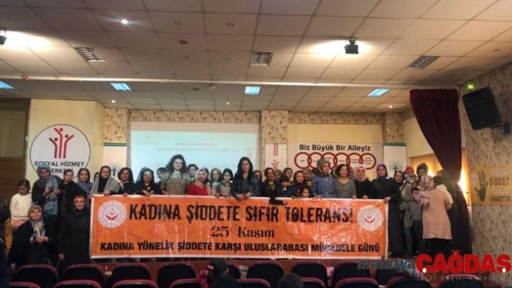 Van'da 'Kadına Yönelik Şiddetle Mücadele Eğitim' semineri