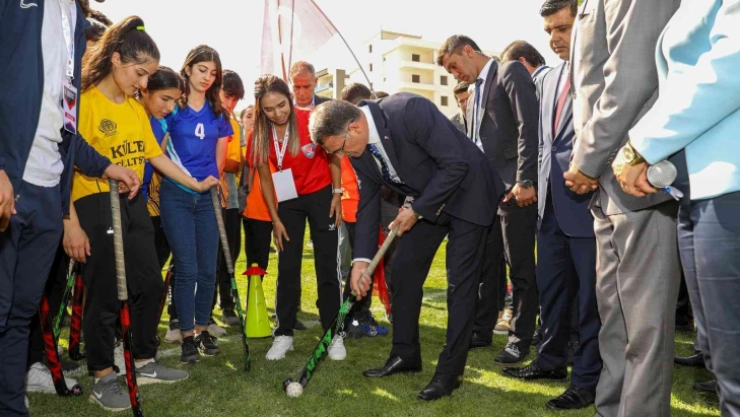 Van'da 'Spor Van Projesi' start aldı